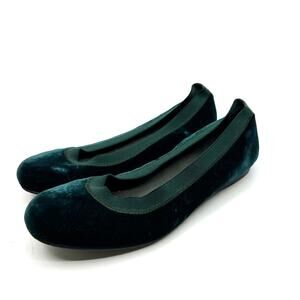 Stuart Weitzman Suede Whipstitch Trim Ballet Flats 6 US